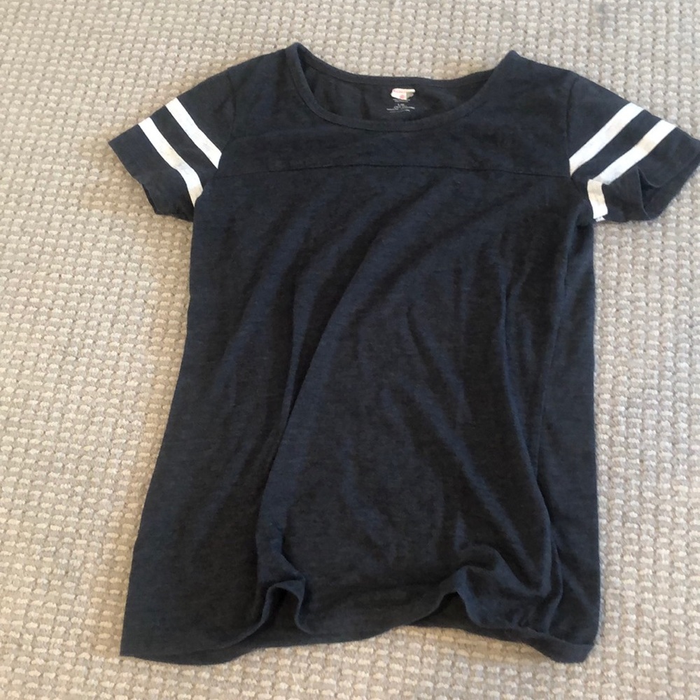 black shirt
